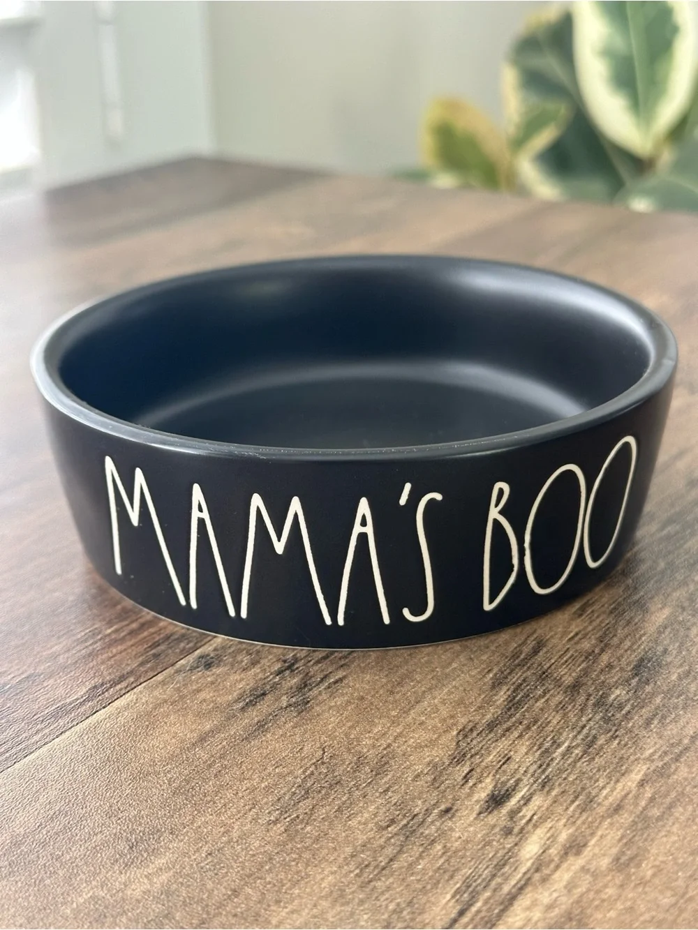 👻 NWT Rae Dunn “MAMA’S BOO” Halloween Ceramic Pet Bowl | Black | Cat or Dog